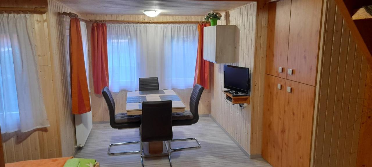Keri Apartman Mosonmagyarovar Ngoại thất bức ảnh