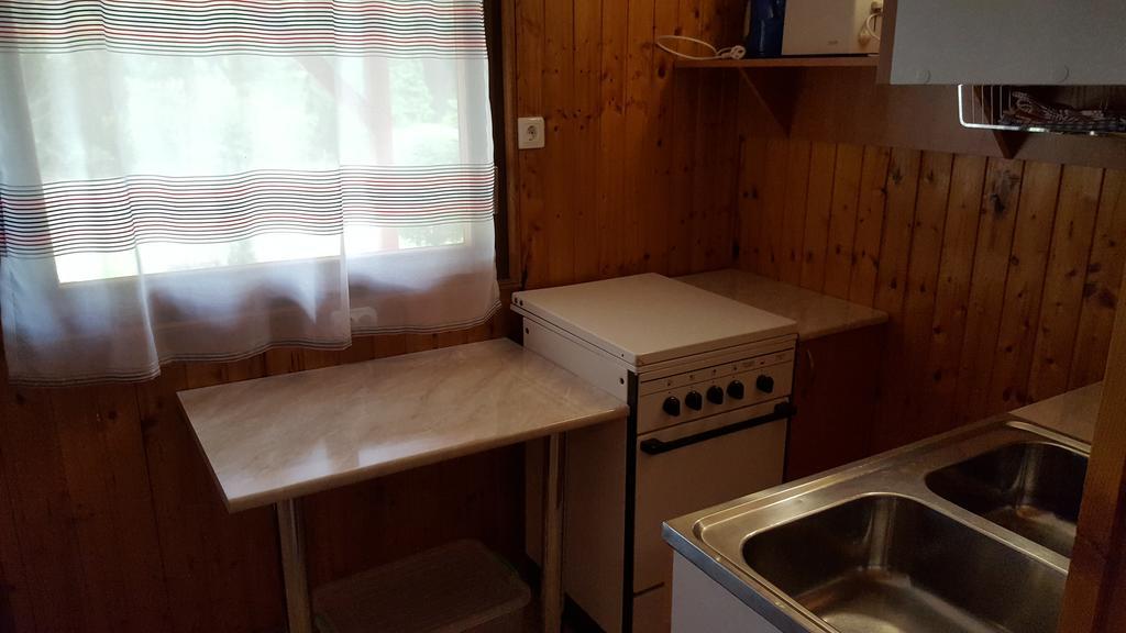 Keri Apartman Mosonmagyarovar Ngoại thất bức ảnh