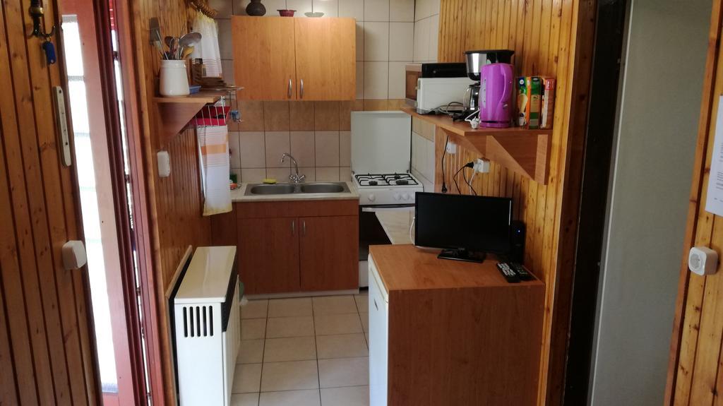 Keri Apartman Mosonmagyarovar Ngoại thất bức ảnh